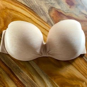 2/$10 ♥️ La Senza Strapless Bra